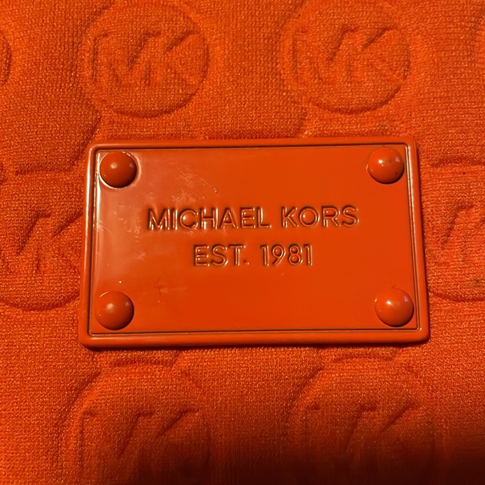 Michael Kors I pad case. NWT - Picture 2 of 8